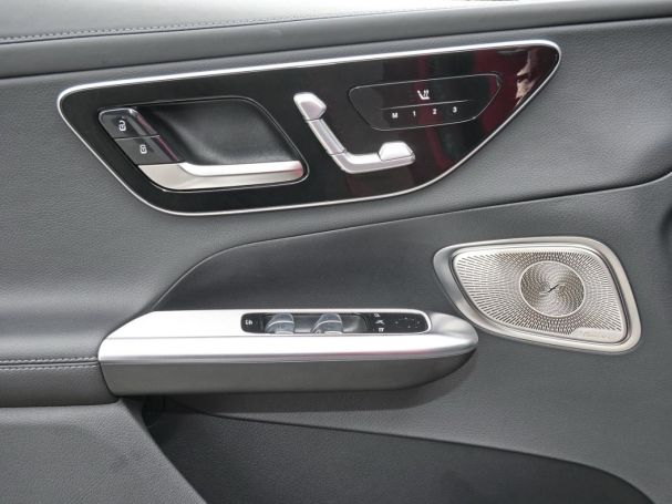 Mercedes-Benz GLC 400 e 4M AMG Panorama Distronic AHK HUD 360°