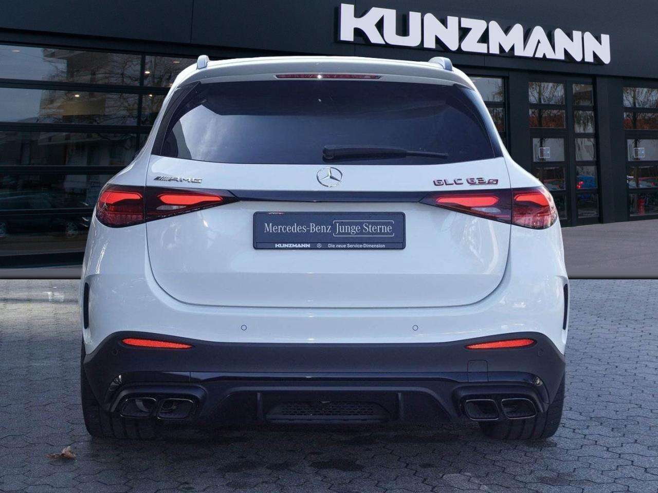 Mercedes-Benz GLC 63 AMG S E PERFORMANCE Night Panorama AHK