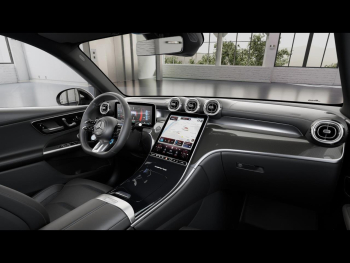 Mercedes-Benz GLC 63 AMG S E PERFORMANCE Night Panorama HUD