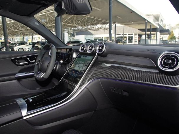Mercedes-Benz GLC 63 AMG S E PERFORMANCE Night Panorama 360°