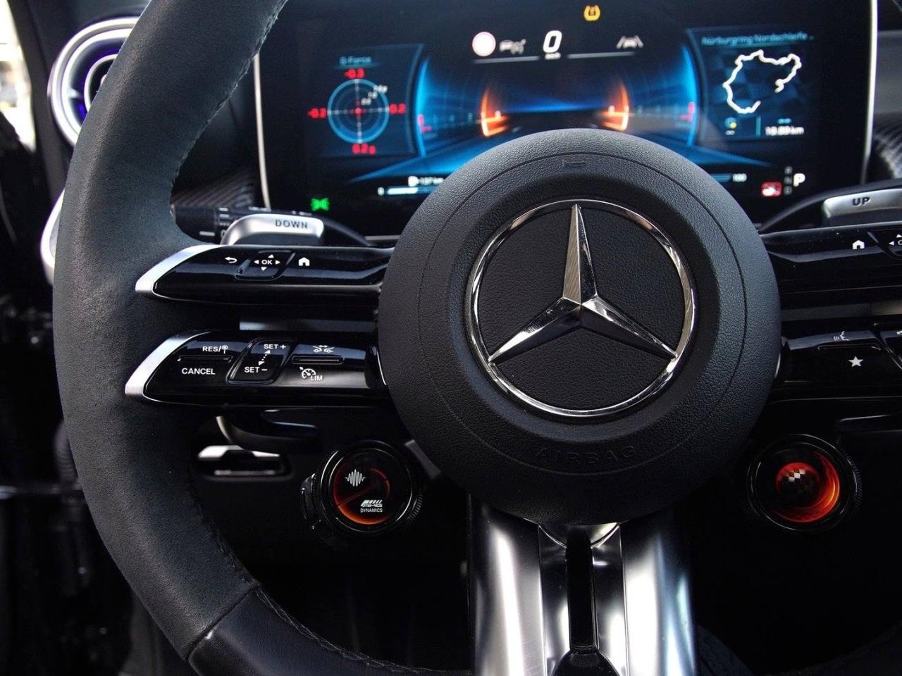 Mercedes-Benz GLC 63 AMG S E PERFORMANCE Night Panorama 360°