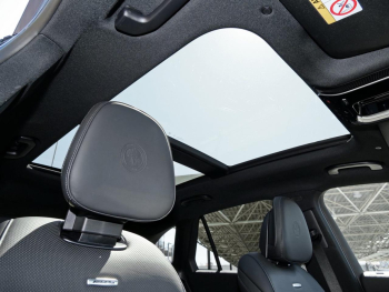 Mercedes-Benz GLC 63 AMG S E PERFORMANCE Night Panorama 360? AHK HUD