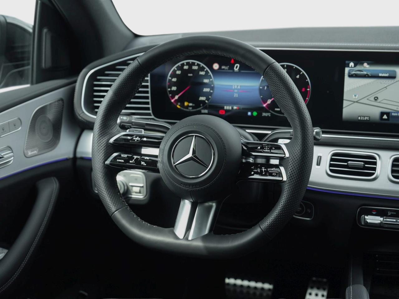 Mercedes-Benz GLE 300 d 4MATIC Coupé AMG Night Airmatic 360?