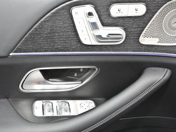 Mercedes-Benz GLE 300 d 4MATIC Coupé AMG Night AHK Panorama