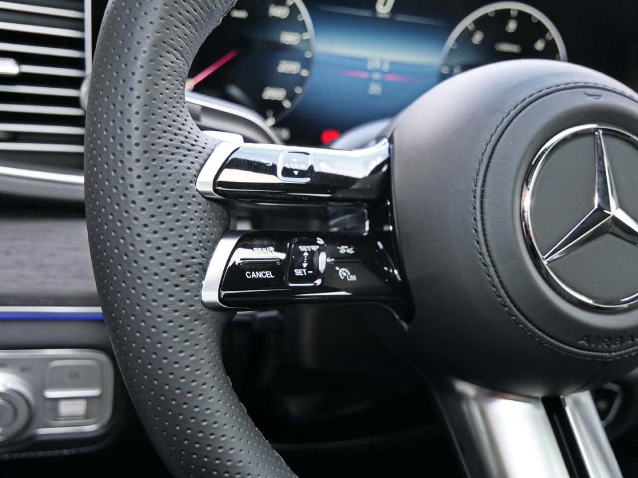 Mercedes-Benz GLE 300 d 4MATIC Coupé AMG Night Panorama 360°