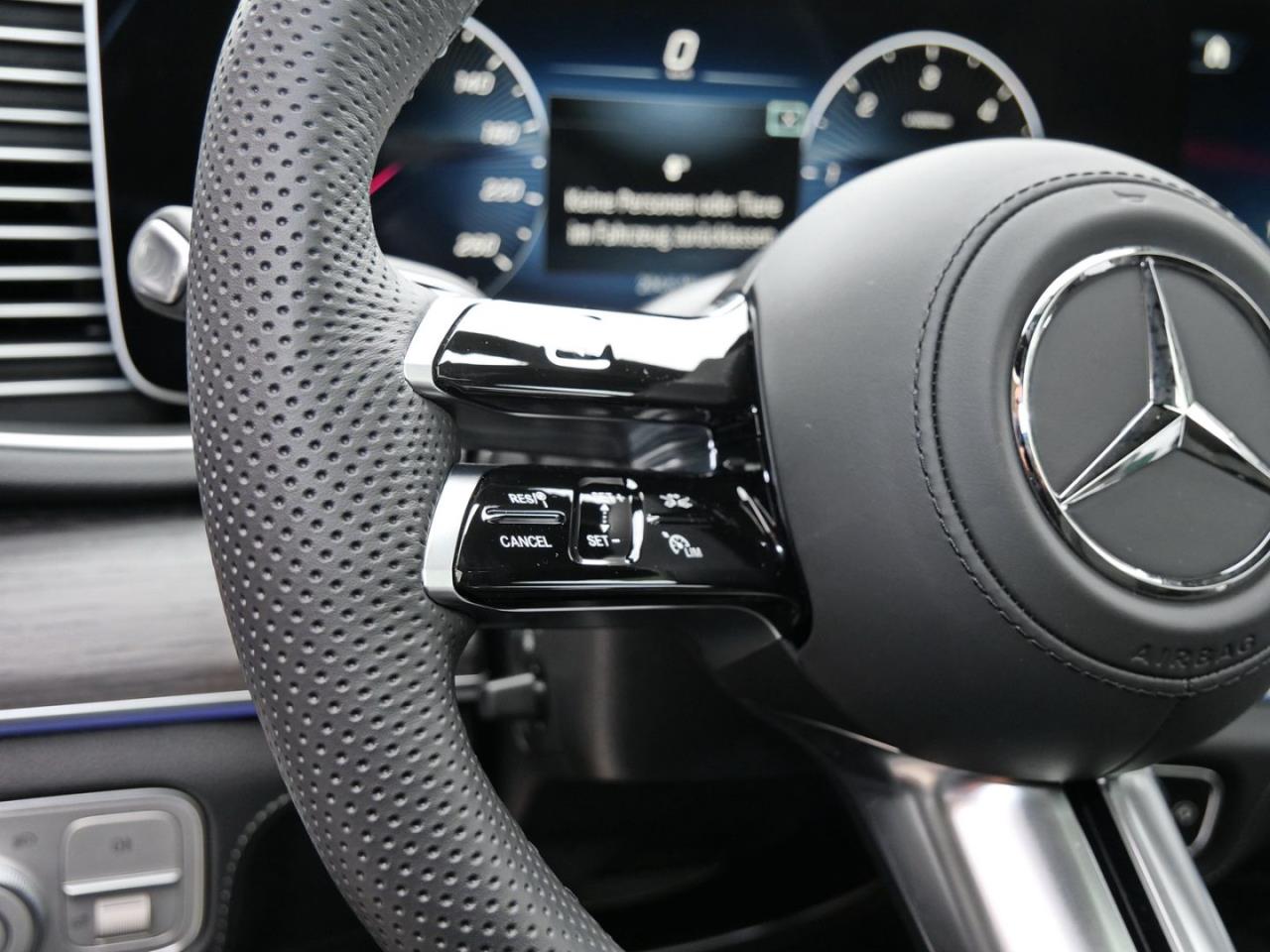 Mercedes-Benz GLE 300 d 4MATIC Coupé AMG Night Panorama 360°