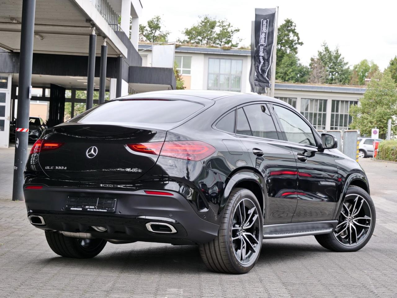 Mercedes-Benz GLE 300 d 4MATIC Coupé AMG Night Panorama 360°