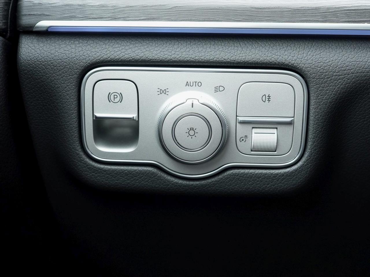 Mercedes-Benz GLE 300 d 4MATIC Coupé AMG Night Panorama AHK