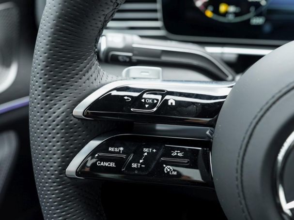 Mercedes-Benz GLE 300 d 4MATIC Coupé AMG Night Panorama AHK