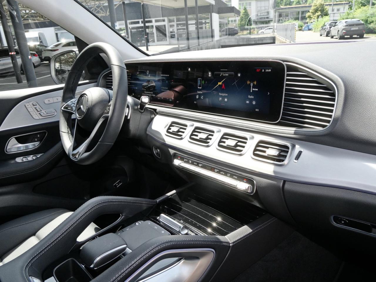 Mercedes-Benz GLE 300 d 4M Distronic Panorama ParkA 360° AHK