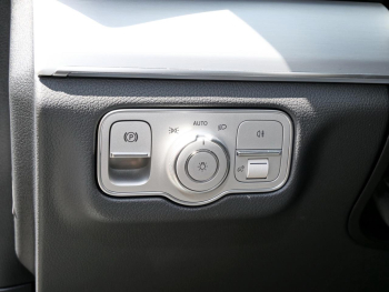 Mercedes-Benz GLE 300 d 4M Distronic Panorama ParkA 360° AHK
