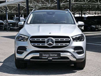 Mercedes-Benz GLE 300 d 4M Distronic Panorama ParkA 360° AHK