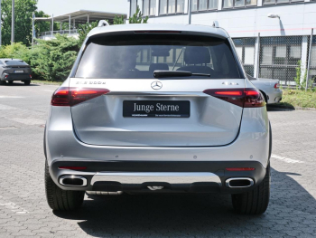 Mercedes-Benz GLE 300 d 4M Distronic Panorama ParkA 360° AHK