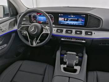 Mercedes-Benz GLE 300 d 4M Distronic Panorama ParkA 360° AHK