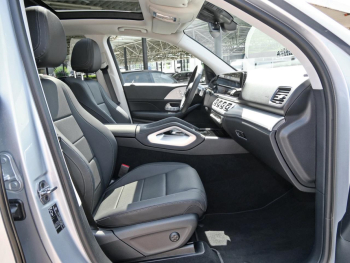 Mercedes-Benz GLE 300 d 4M Distronic Panorama ParkA 360° AHK
