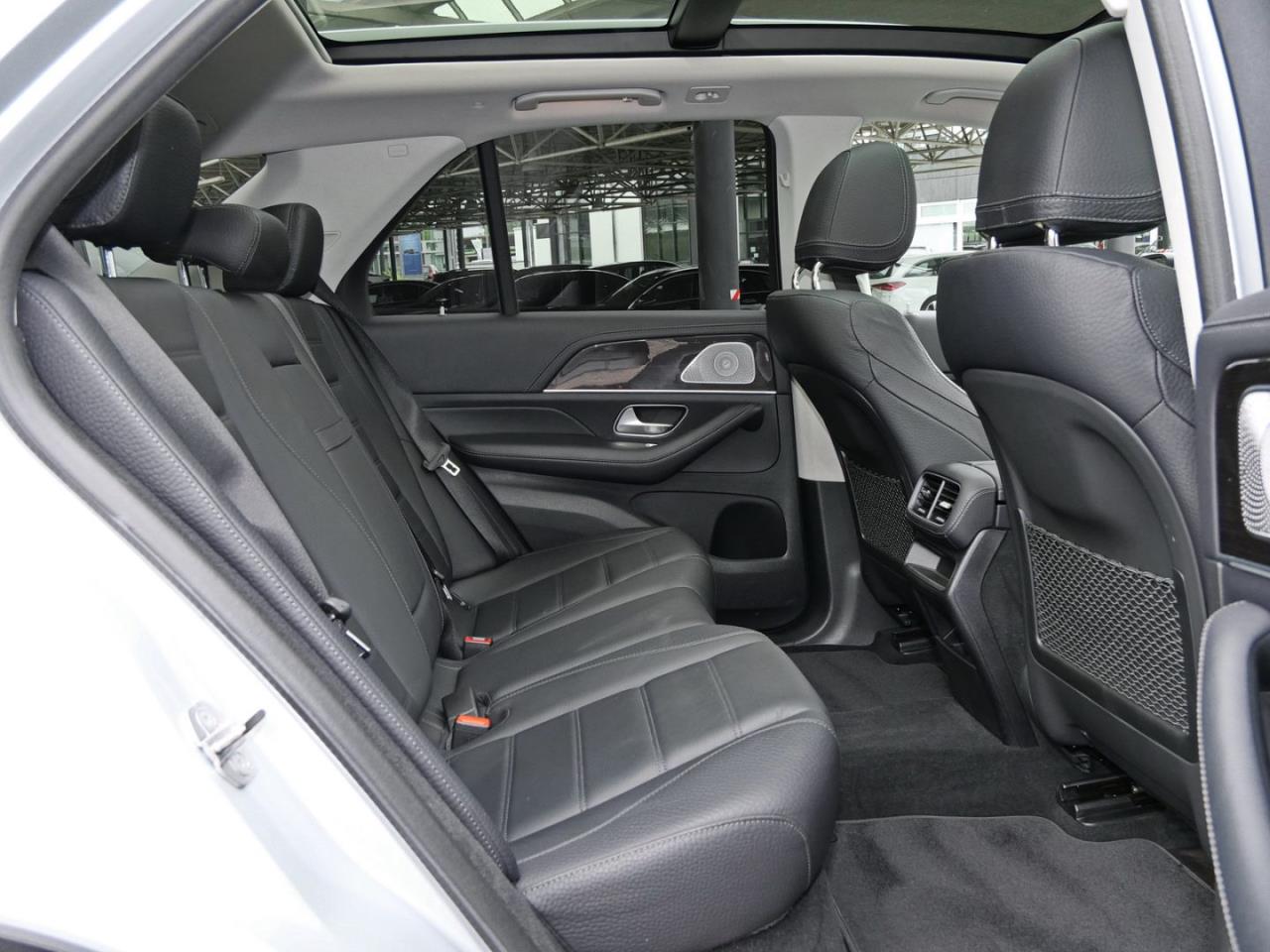 Mercedes-Benz GLE 300 d 4M Exclusive Panorama Distronic 360?