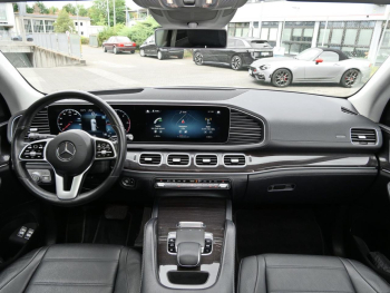 Mercedes-Benz GLE 300 d 4M Exclusive Panorama Distronic 360?