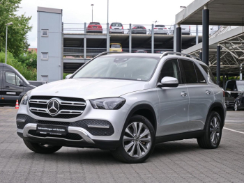 Mercedes-Benz GLE 300 d 4M Exclusive Panorama Distronic 360?
