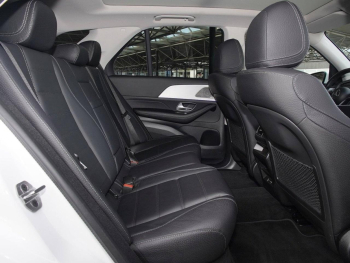 Mercedes-Benz GLE 300 d 4M AMG Panorama 360° AHK Burmester