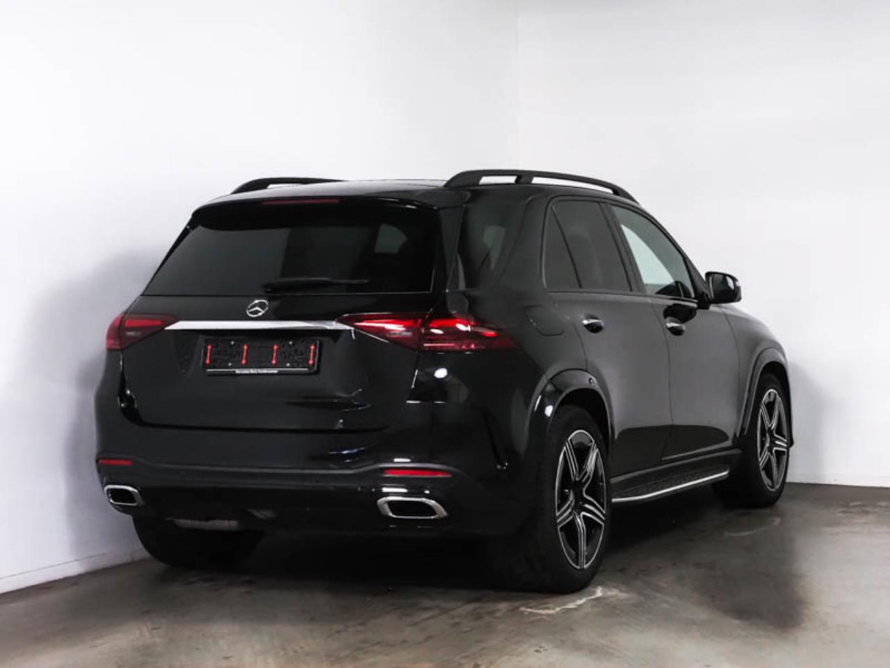 Mercedes-Benz GLE 300 d 4M AMG Night Panorama NP 131.156 HUD