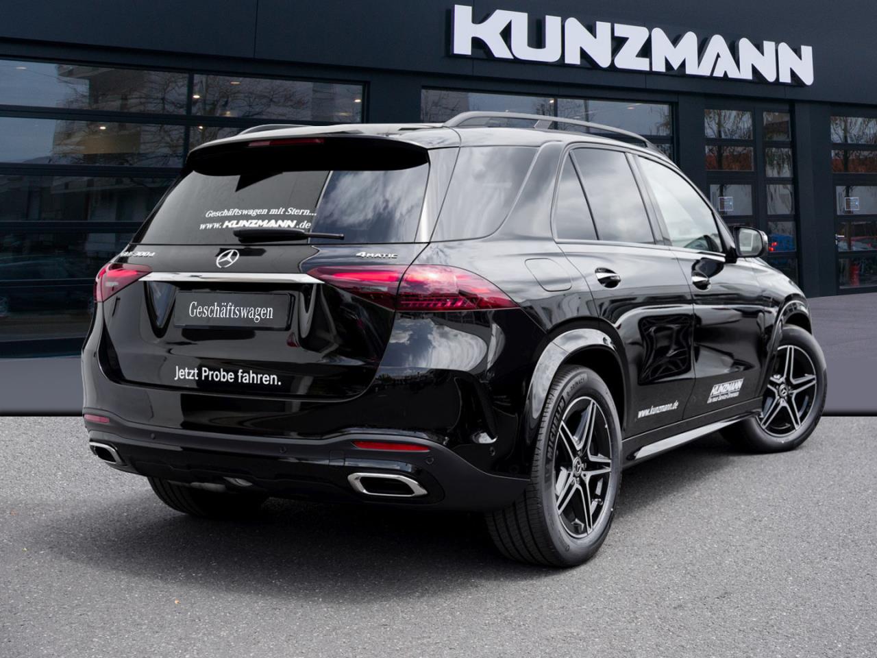 Mercedes-Benz GLE 300 d 4MATIC AMG Night Panorama 360° AHK