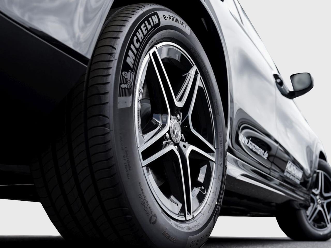 Mercedes-Benz GLE 300 d 4MATIC AMG Night Panorama 360? AHK