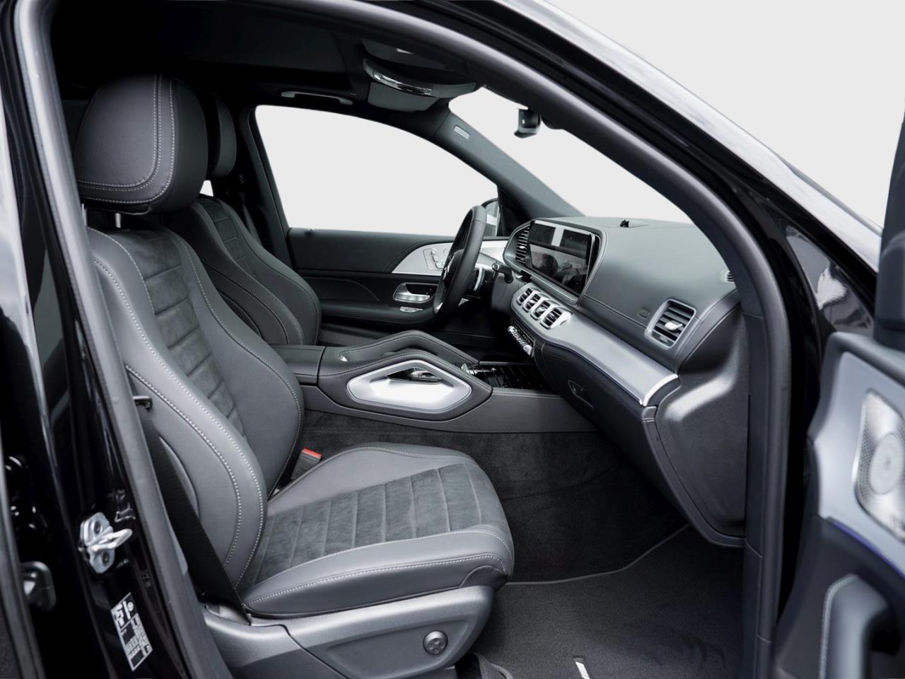Mercedes-Benz GLE 300 d 4MATIC AMG Night Panorama 360° AHK