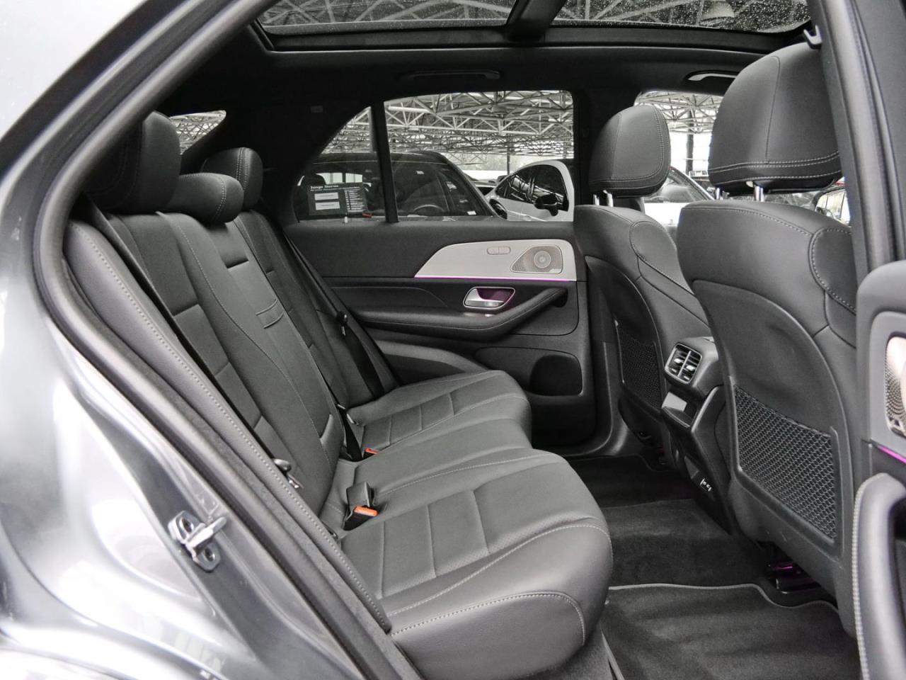 Mercedes-Benz GLE 350 de 4M AMG Night Panorama Distronic AHK