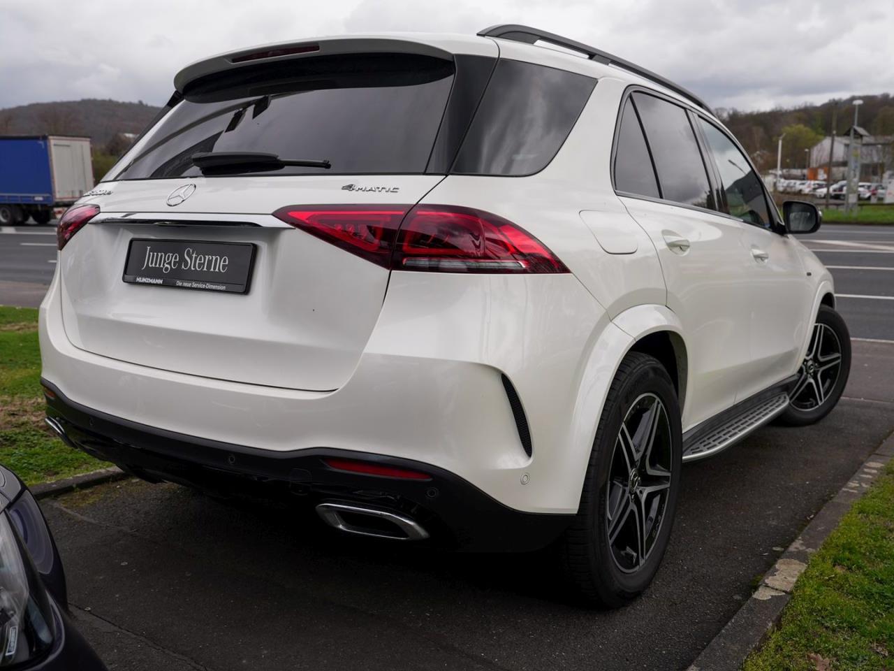 Mercedes-Benz GLE 350 de 4MATIC AMG Night Panorama SHZ-Fond AHK