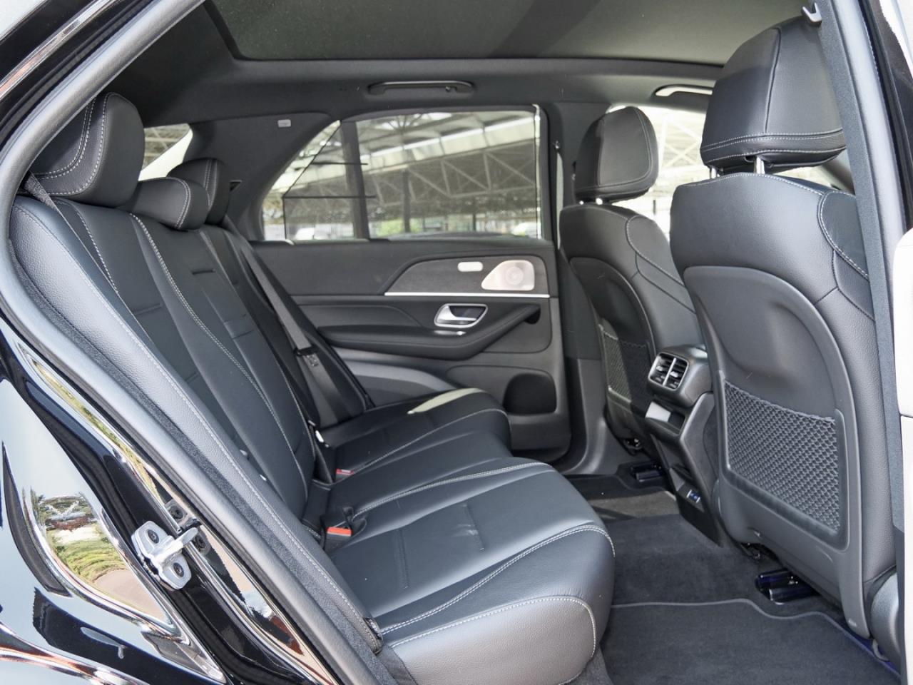 Mercedes-Benz GLE 350 de 4MATIC AMG Distronic Panorama 360?