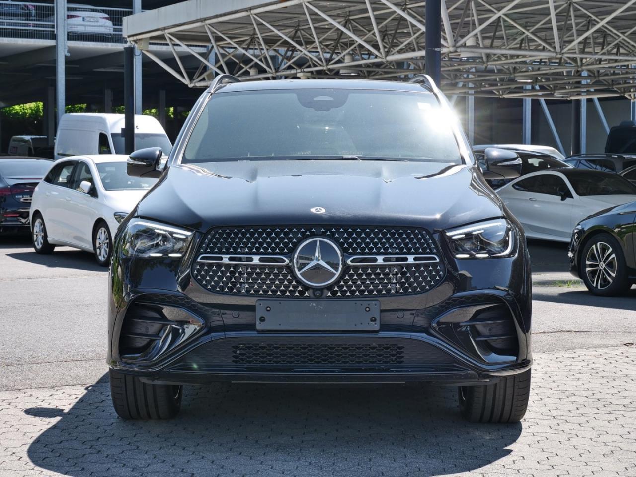 Mercedes-Benz GLE 350 de 4MATIC AMG Distronic Panorama 360?