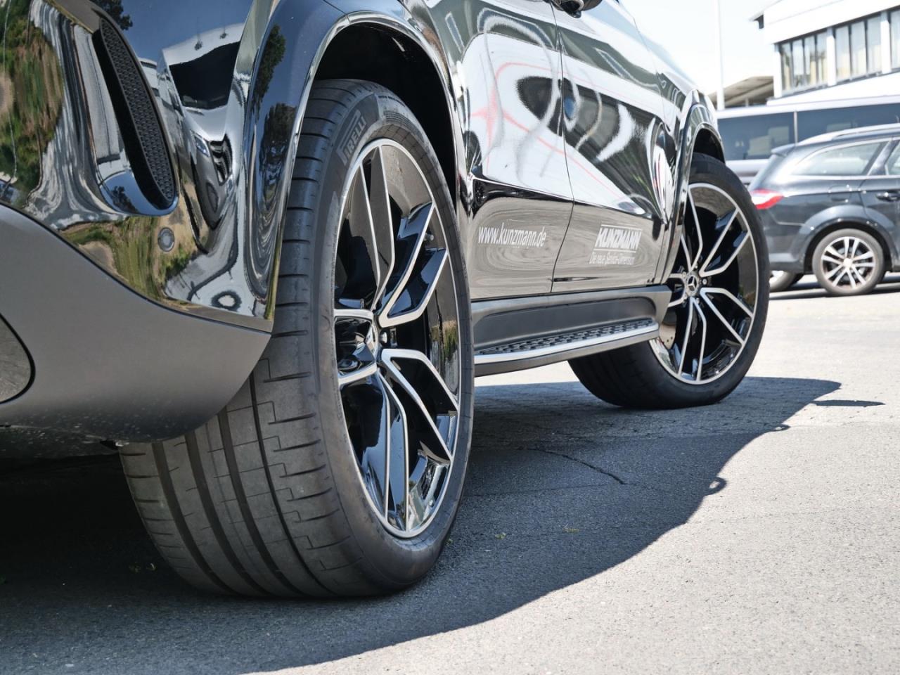 Mercedes-Benz GLE 350 de 4MATIC AMG Distronic Panorama 360?