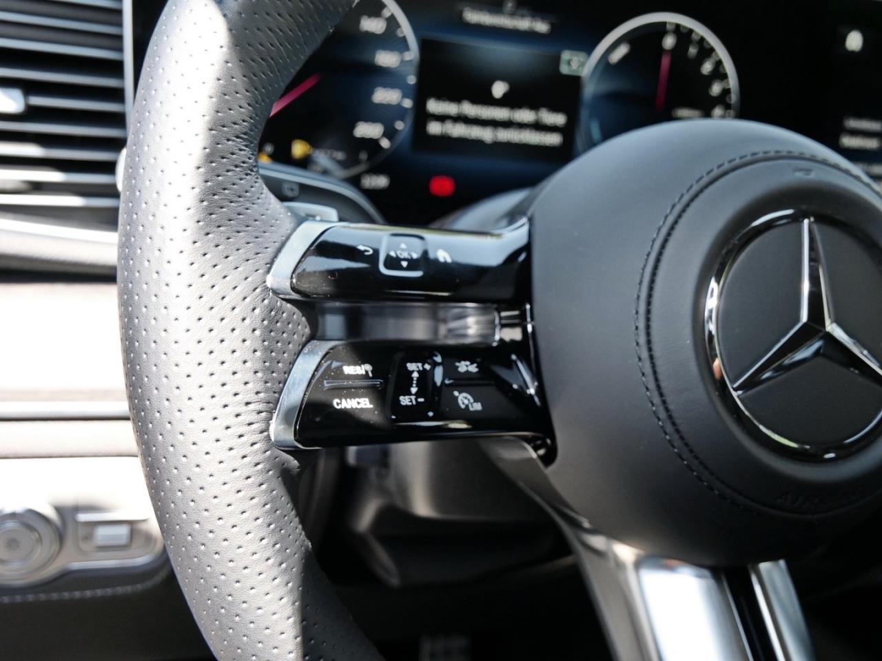 Mercedes-Benz GLE 350 de 4MATIC AMG Distronic Panorama 360?