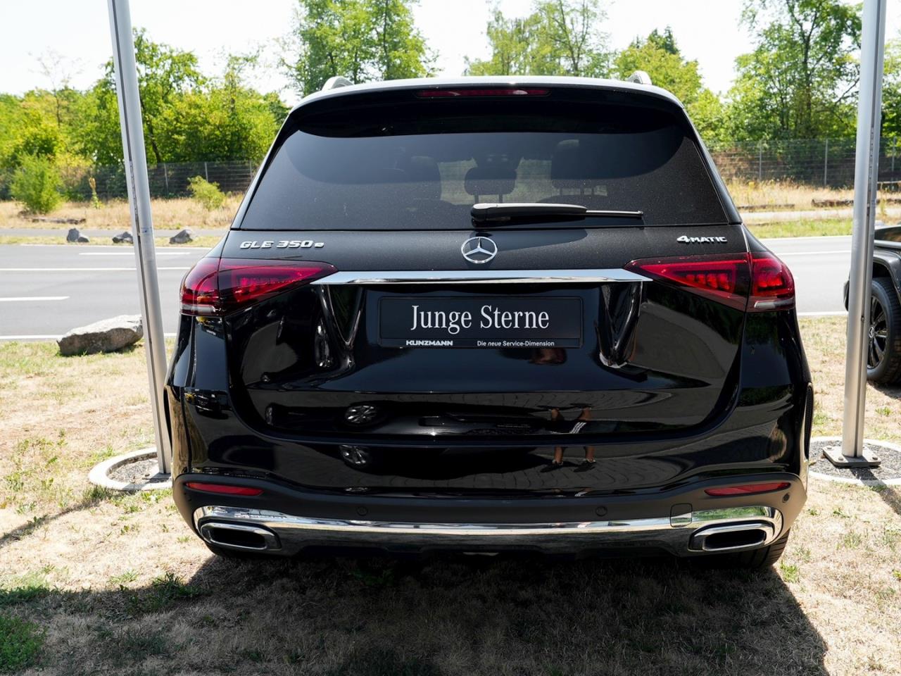 Mercedes-Benz GLE 350 e 4MATIC AMG Panorama Distronic 360? AHK
