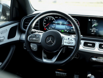 Mercedes-Benz GLE 350 e 4MATIC AMG Panorama Distronic 360? AHK