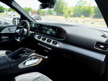 Mercedes-Benz GLE 350 e 4MATIC AMG Panorama Distronic 360? AHK