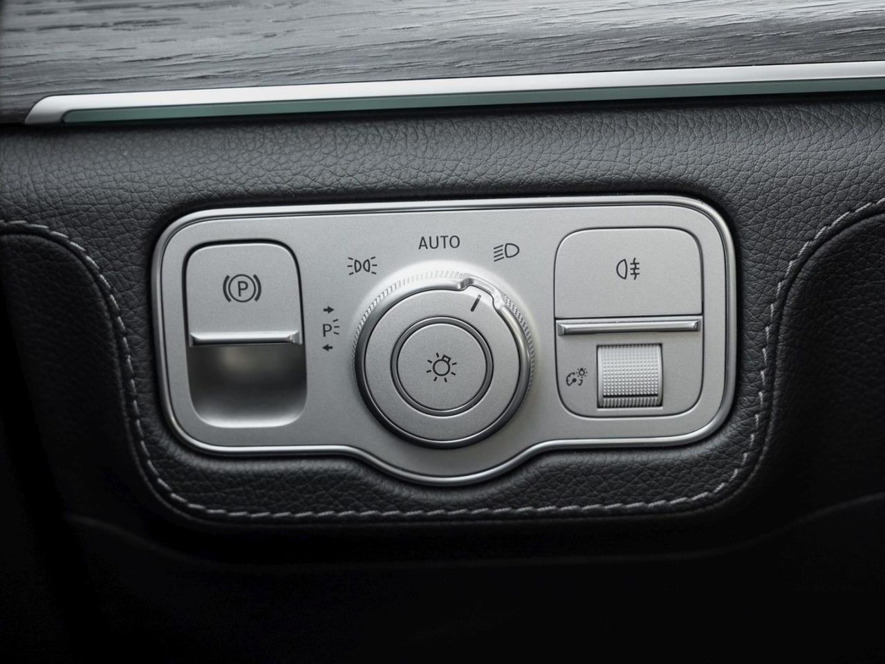 Mercedes-Benz GLE 400 d 4M AMG Night Distronic Panorama AHK