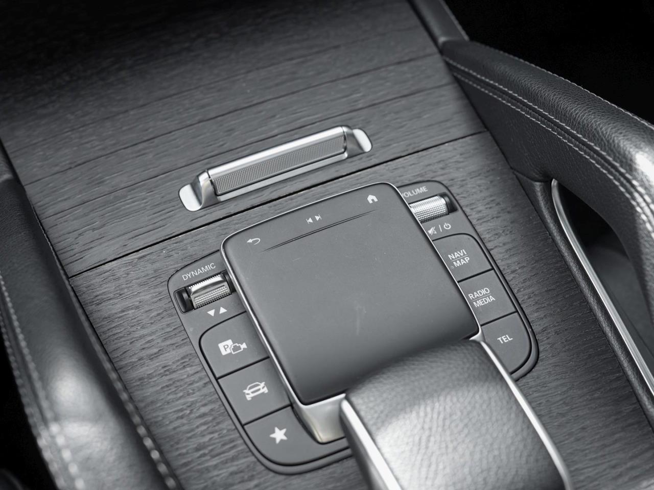 Mercedes-Benz GLE 400 d 4M AMG Night Distronic Panorama AHK