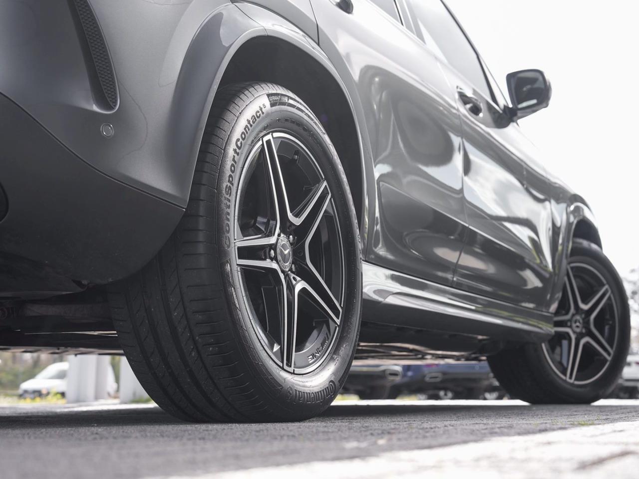 Mercedes-Benz GLE 400 d 4M AMG Night Distronic Panorama AHK