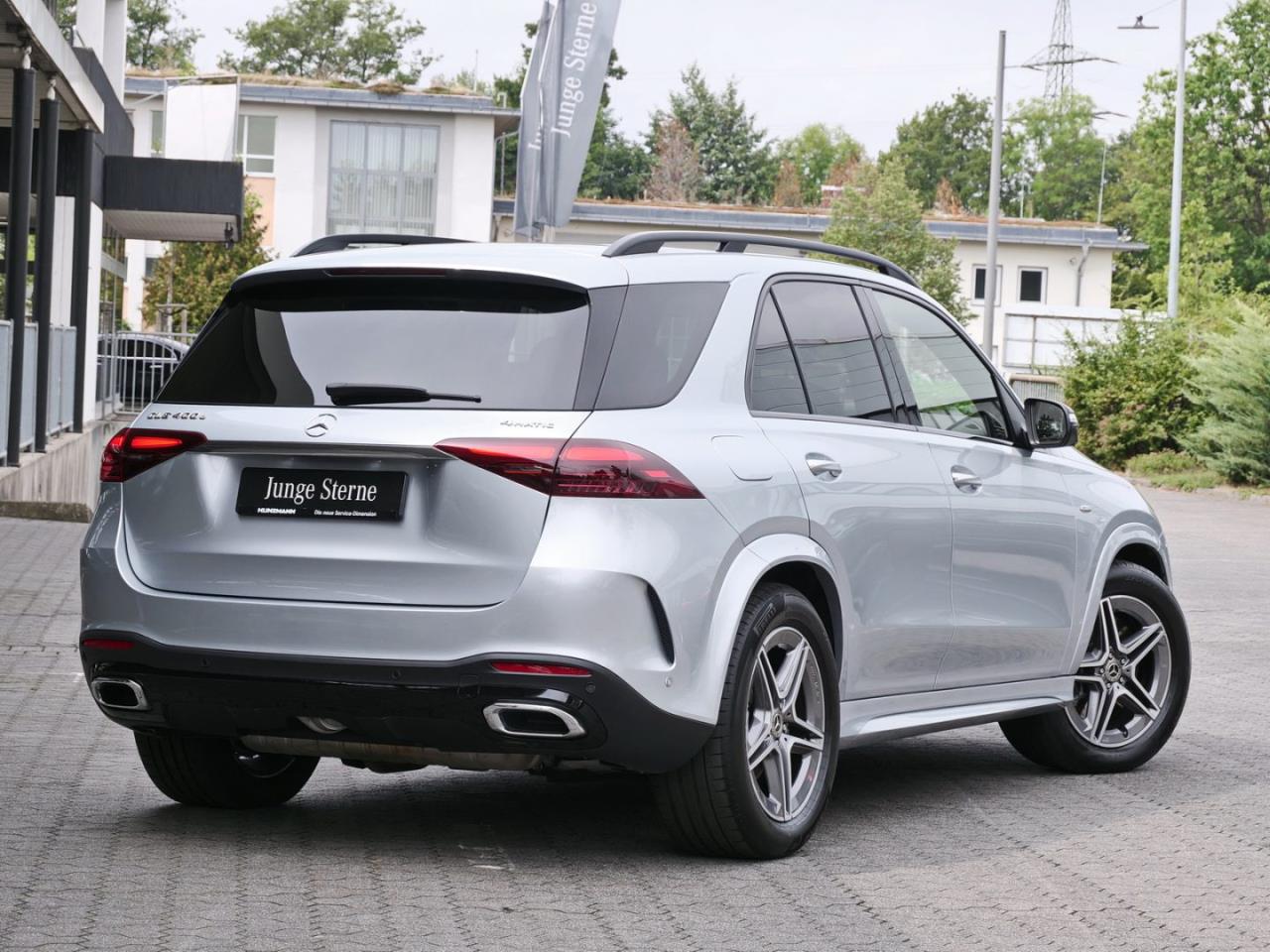 Mercedes-Benz GLE 400 e 4M AMG Night Panorama Distronic 360?