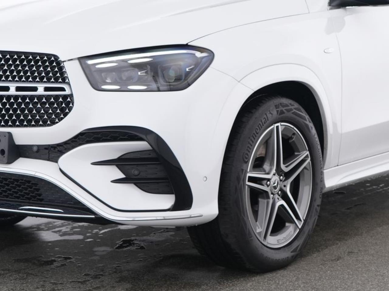Mercedes-Benz GLE 400 e 4M AMG Distronic Panorama Airmatic AHK