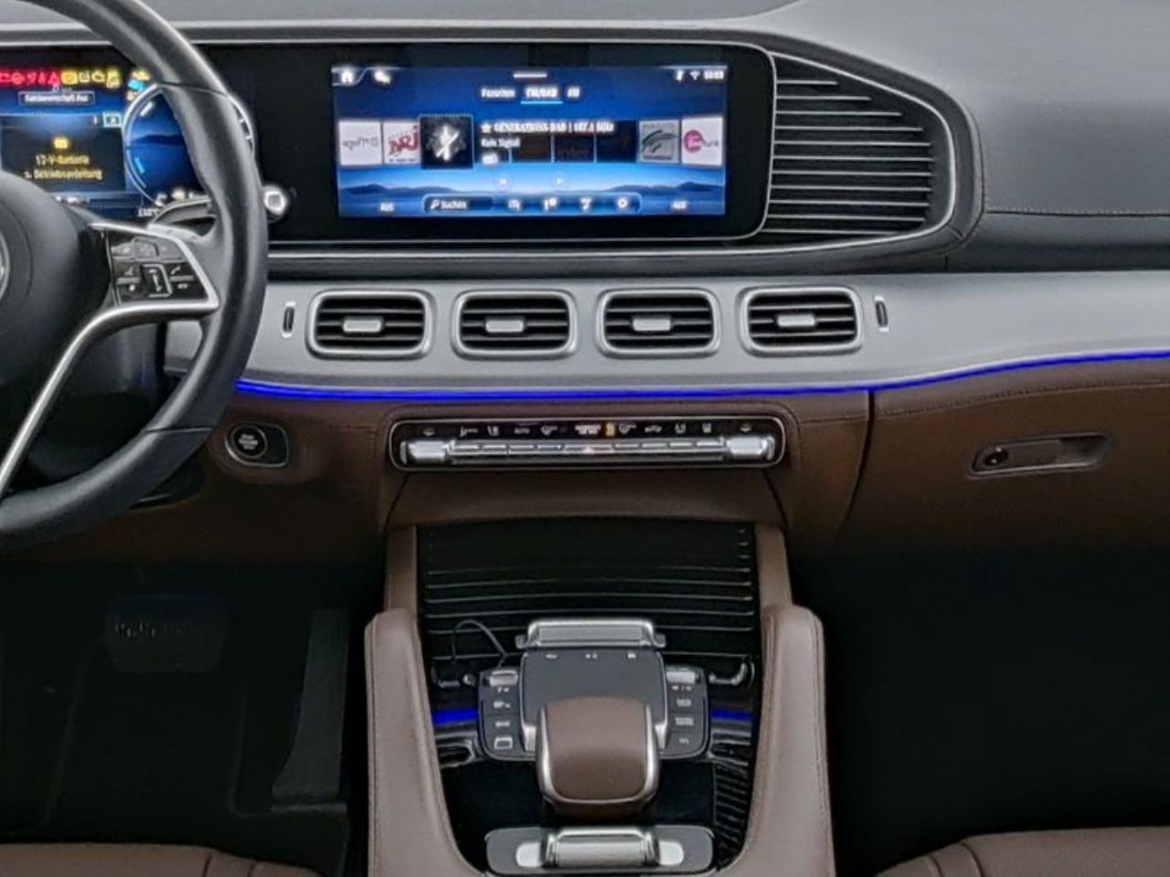 Mercedes-Benz GLE 400 e 4M AMG Distronic Panorama Airmatic AHK