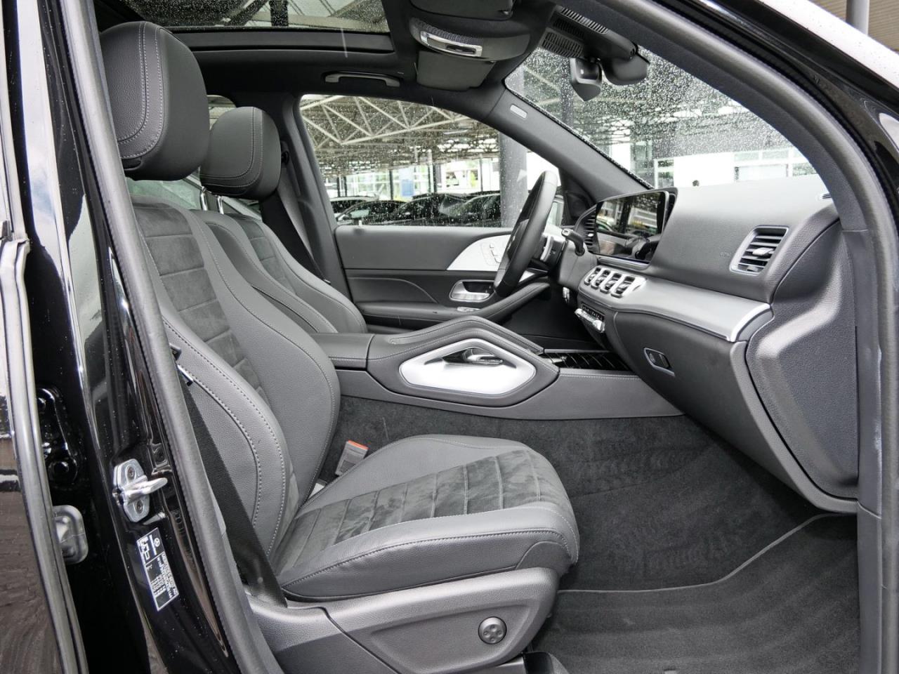 Mercedes-Benz GLE 450 4M AMG Night Panorama Distronic 360° AHK