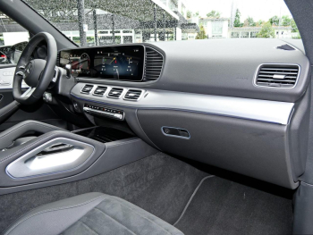 Mercedes-Benz GLE 450 4M AMG Night Panorama Distronic 360° AHK