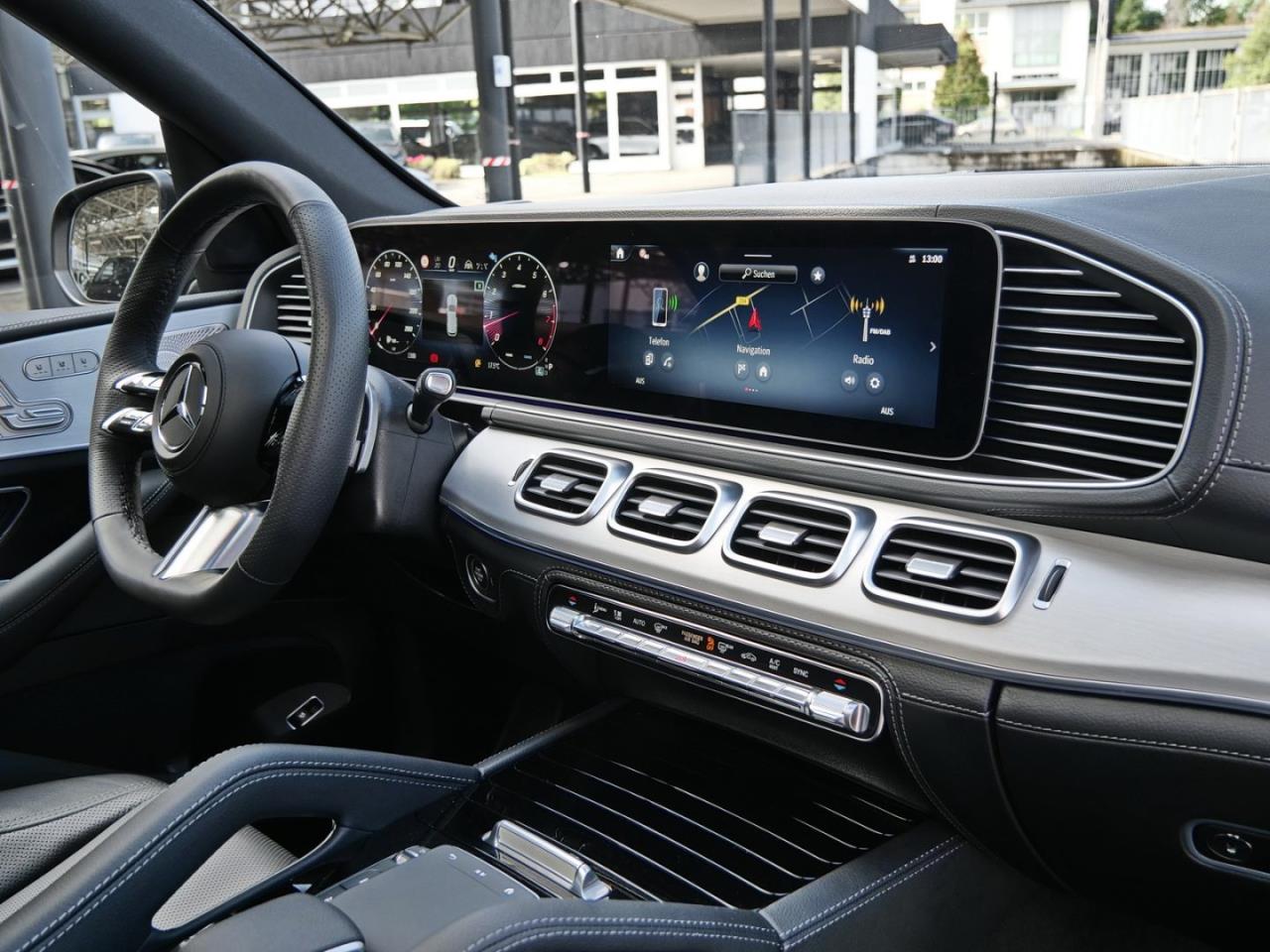 Mercedes-Benz GLE 580 4M AMG Panorama Distronic HeadUp AHK 360°