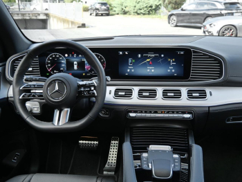 Mercedes-Benz GLE 580 4M AMG Panorama Distronic HeadUp AHK 360°