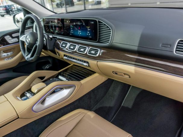 Mercedes-Benz GLE 580 4M AMG Distronic Panorama 360° AHK