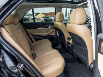 Mercedes-Benz GLE 580 4M AMG Distronic Panorama 360° AHK