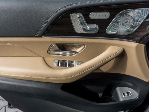 Mercedes-Benz GLE 580 4M AMG Distronic Panorama 360° AHK