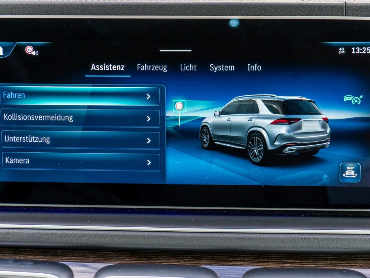 Mercedes-Benz GLE 580 4M AMG Distronic Panorama 360° AHK